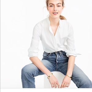 ✨Lovely and professional white work bodysuit by Newport! ✨